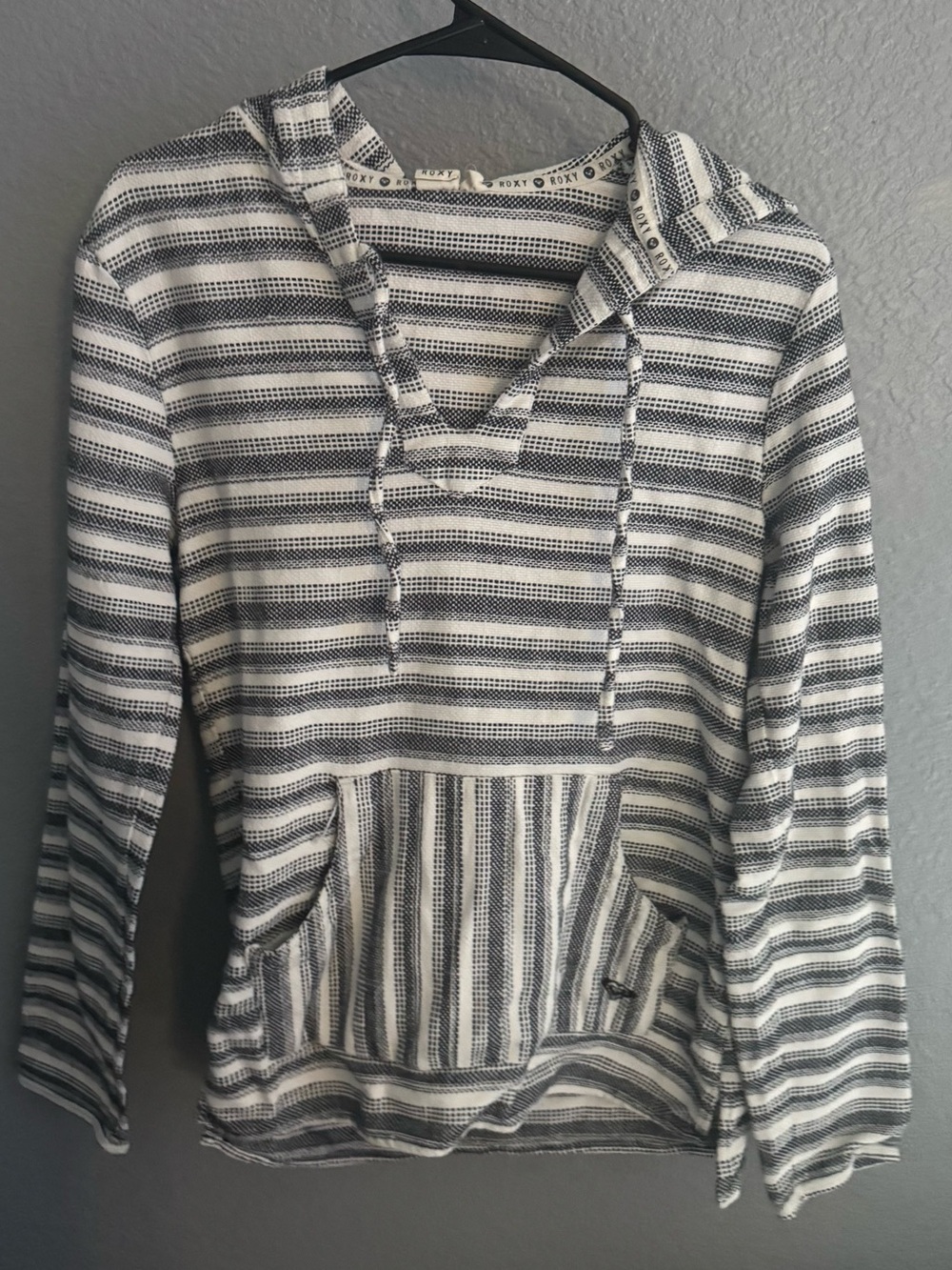 Roxy Black & White Striped Hooded Pullover